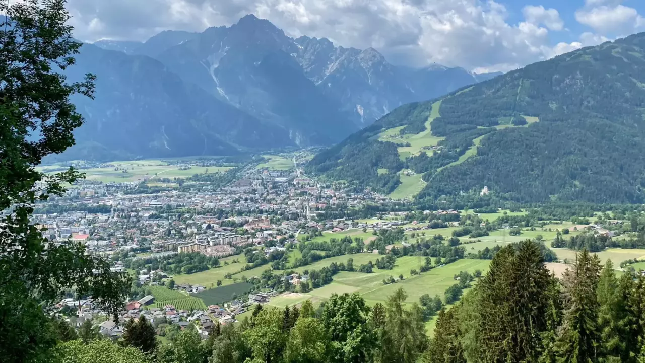 Blick auf die Stadt Lienz in Osttirol