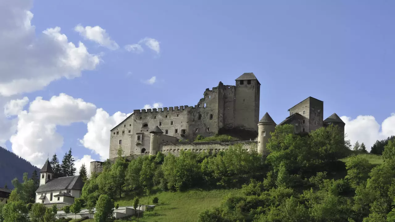 Burg Heinfels in Osttirol © Tirol Werbung / Bernhard Aichner